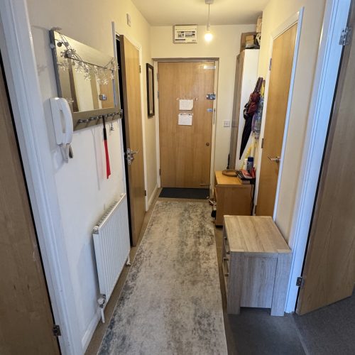 2 Bedroom Apartment with 2 Bathrooms Balcony underground parking Greenford UB6 0AJ