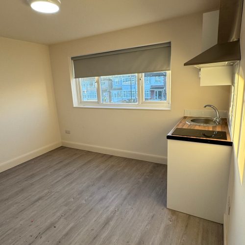 NEW BEDSIT STUDIO FLAT (Rent reduced) £795 pcm incs bills Northolt UB5 4QD