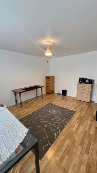 2 BEDROOM APARTMENT TO LET HARROW ROAD WEMBLEY HA0 2QY with parking and communal gardens
