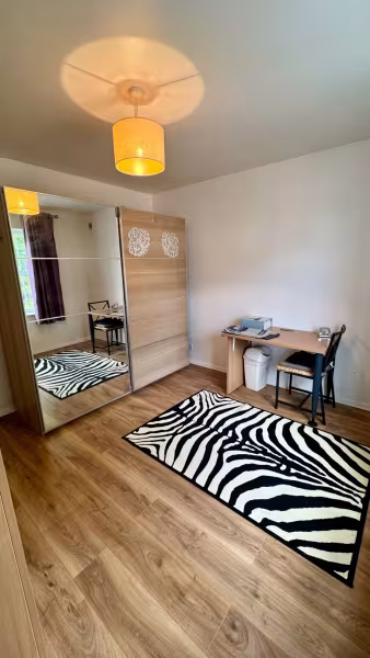 2 BEDROOM APARTMENT TO LET HARROW ROAD WEMBLEY HA0 2QY with parking and communal gardens
